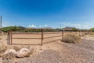 2319 E Cavalry Rd, New River, AZ 85087 - Photo 39