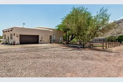 2319 E Cavalry Road, New River, AZ 85087 - Photo 5