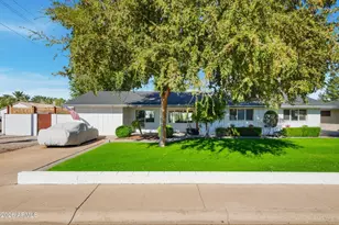 3002 E Mitchell Dr, Phoenix, AZ 85016 - Photo 3