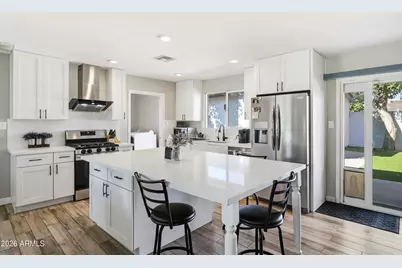 3002 E Mitchell Drive, Phoenix, AZ 85016 - Photo 9