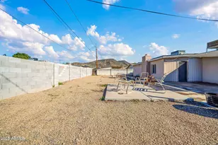 2142 W Paradise Dr, Phoenix, AZ 85029 - Photo 19