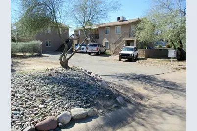 1551 E Christy Drive #4, Phoenix, AZ 85020 - Photo 1