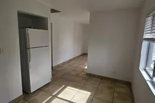 1551 E Christy Dr, Phoenix, AZ 85020 - Photo 5