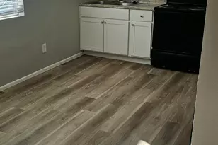 1551 E Christy Dr, Phoenix, AZ 85020 - Photo 7