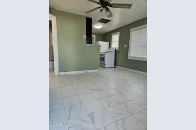 725 W Southgate Avenue, Phoenix, AZ 85041 - Photo 3