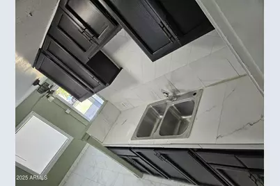 725 W Southgate Avenue, Phoenix, AZ 85041 - Photo 7