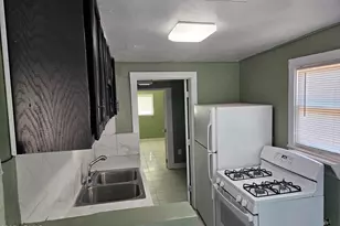 725 W Southgate Ave, Phoenix, AZ 85041 - Photo 5