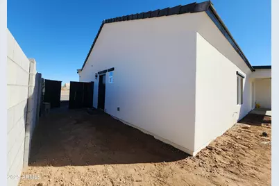 13564 S Durango Road, Arizona City, AZ 85123 - Photo 11