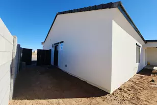 13564 S Durango Rd, Arizona City, AZ 85123 - Photo 11