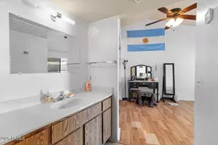 3004 W Irma Ln, Phoenix, AZ 85027 - Photo 9