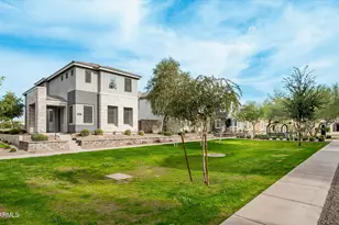 25822 N 20th Ln, Phoenix, AZ 85085 - Photo 33