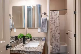 8449 E Jensen St, Mesa, AZ 85207 - Photo 45