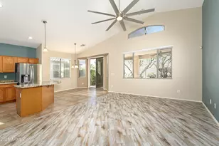 18478 N Canal Dr, Surprise, AZ 85374 - Photo 7