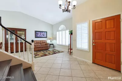 8742 W Wethersfield Road, Peoria, AZ 85381 - Photo 9