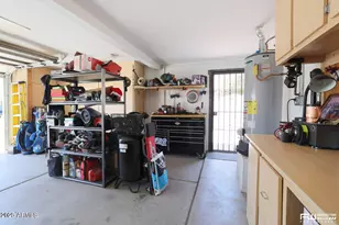 8742 W Wethersfield Rd, Peoria, AZ 85381 - Photo 27