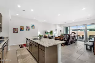 866 W Flatiron Trail W, Apache Junction, AZ 85120 - Photo 21