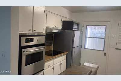 3635 E Turney Avenue #7, Phoenix, AZ 85018 - Photo 5