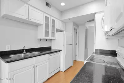 3633 N 3rd Avenue #2025, Phoenix, AZ 85013 - Photo 13