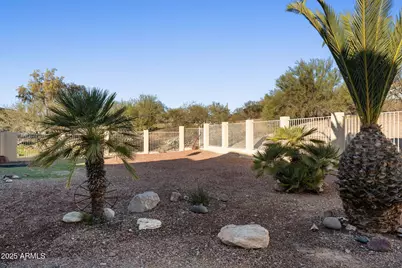 32822 Homestead Drive, Wickenburg, AZ 85390 - Photo 33