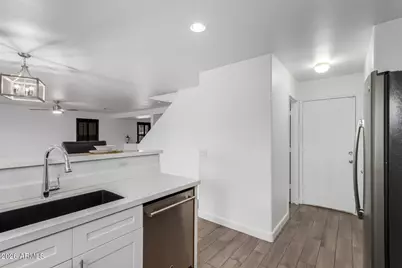 2305 N 94th Avenue, Phoenix, AZ 85037 - Photo 15