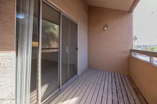 2625 E Indian School Rd, Phoenix, AZ 85016 - Photo 19