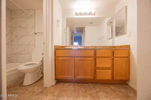 2625 E Indian School Rd, Phoenix, AZ 85016 - Photo 13