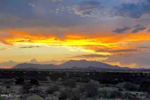 6647 Meadows Ln, Flagstaff, AZ 86004 - Photo 7