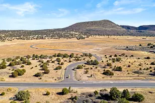 6647 Meadows Ln, Flagstaff, AZ 86004 - Photo 11