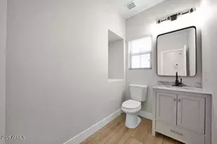 3941 E Cat Balue Dr, Phoenix, AZ 85050 - Photo 3