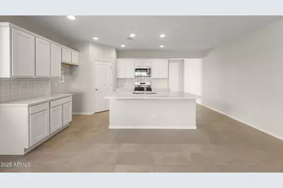 25490 N 172nd Lane, Surprise, AZ 85387 - Photo 9