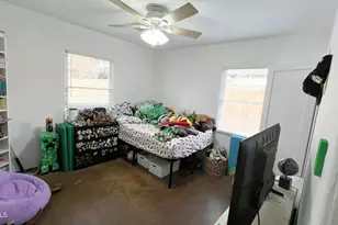 2208 E Earll Dr, Phoenix, AZ 85016 - Photo 5