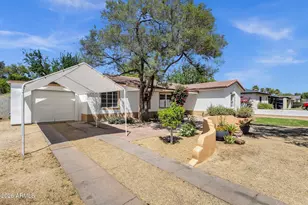 2208 E Earll Dr, Phoenix, AZ 85016 - Photo 29