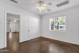 2208 E Earll Dr, Phoenix, AZ 85016 - Photo 17