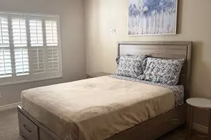 5350 E Deer Valley Dr, Phoenix, AZ 85054 - Photo 13