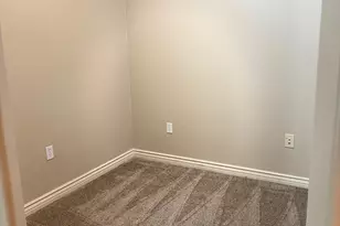 5350 E Deer Valley Dr, Phoenix, AZ 85054 - Photo 11