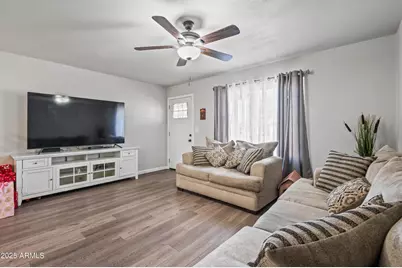 7231 W Flower Street, Phoenix, AZ 85033 - Photo 9