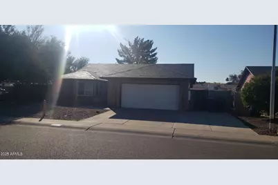 2001 W Summit Place, Chandler, AZ 85224 - Photo 1
