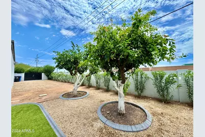 15402 N 57th Street, Scottsdale, AZ 85254 - Photo 9