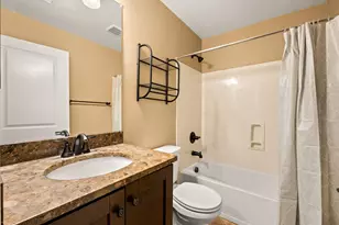 815 E Rose Ln, Phoenix, AZ 85014 - Photo 21