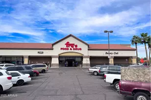 2614 E Monte Vista Rd, Phoenix, AZ 85008 - Photo 13