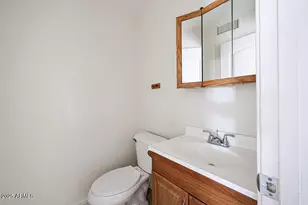 2614 E Monte Vista Rd, Phoenix, AZ 85008 - Photo 11