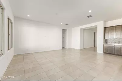 20276 W Catalina Drive, Buckeye, AZ 85396 - Photo 7