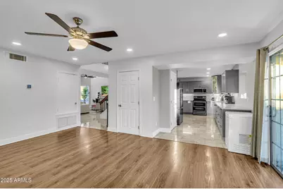 909 W Obispo Avenue, Mesa, AZ 85210 - Photo 13