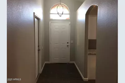 2240 E Aire Libre Avenue, Phoenix, AZ 85022 - Photo 11