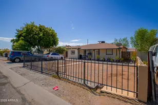 3741 W Moreland St, Phoenix, AZ 85009 - Photo 1