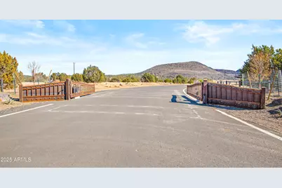 6298 Meadows Lane, Flagstaff, AZ 86004 - Photo 5