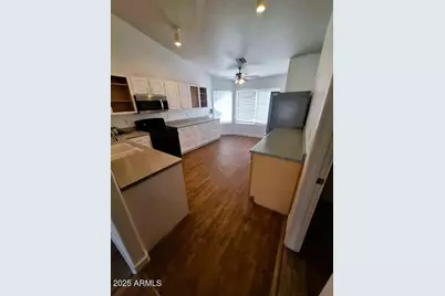 8136 W Stella Avenue, Glendale, AZ 85303 - Photo 13