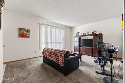 11034 W Crestbrook Drive, Sun City, AZ 85351 - Photo 7