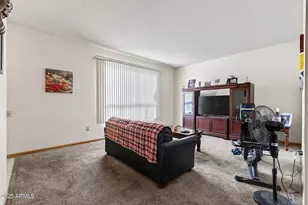 11034 W Crestbrook Dr, Sun City, AZ 85351 - Photo 7