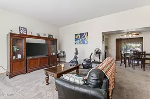 11034 W Crestbrook Dr, Sun City, AZ 85351 - Photo 9